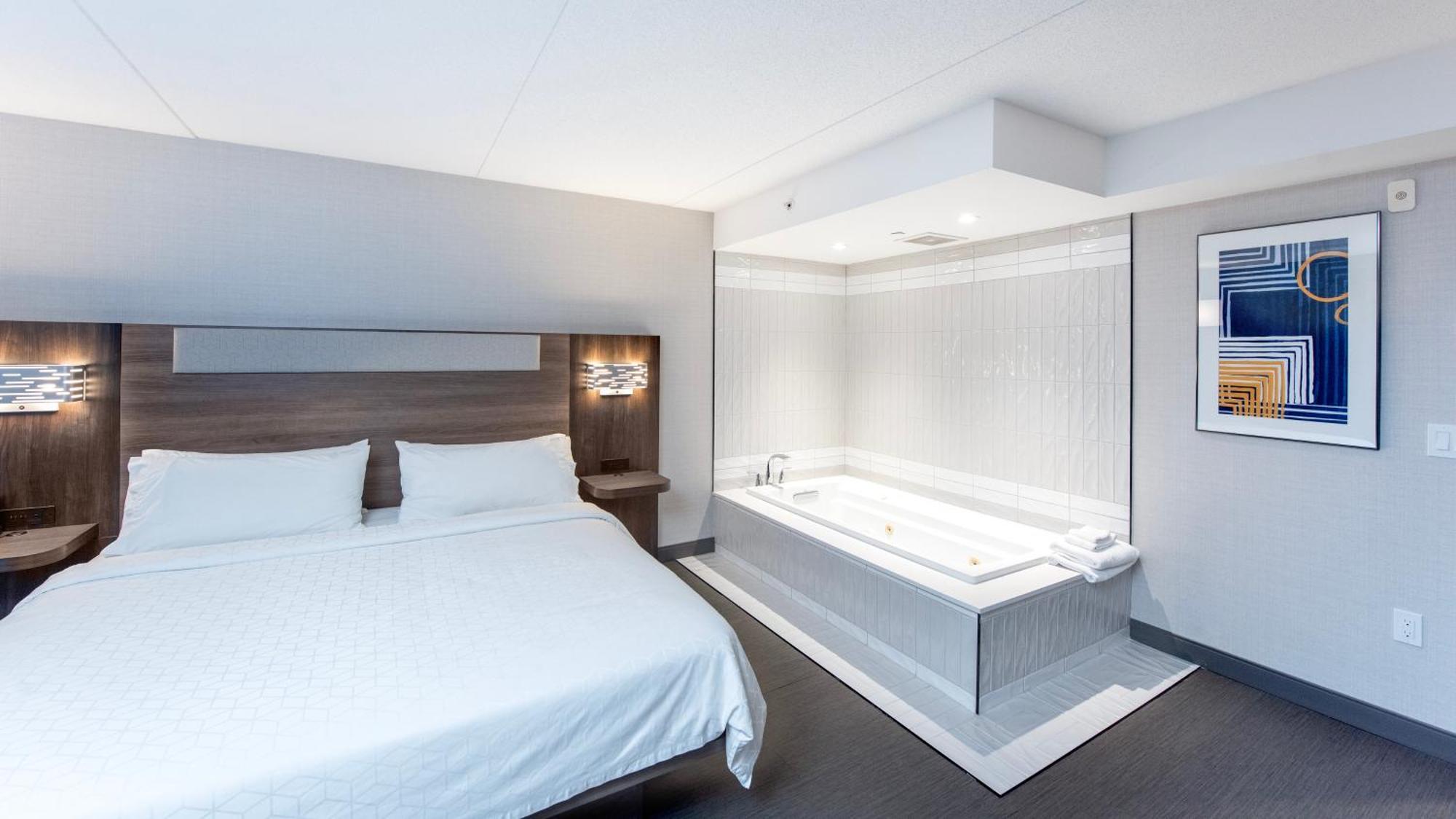 Holiday Inn Express Hotel & Suites Waterloo - St. Jacobs Area By Ihg Exterior foto