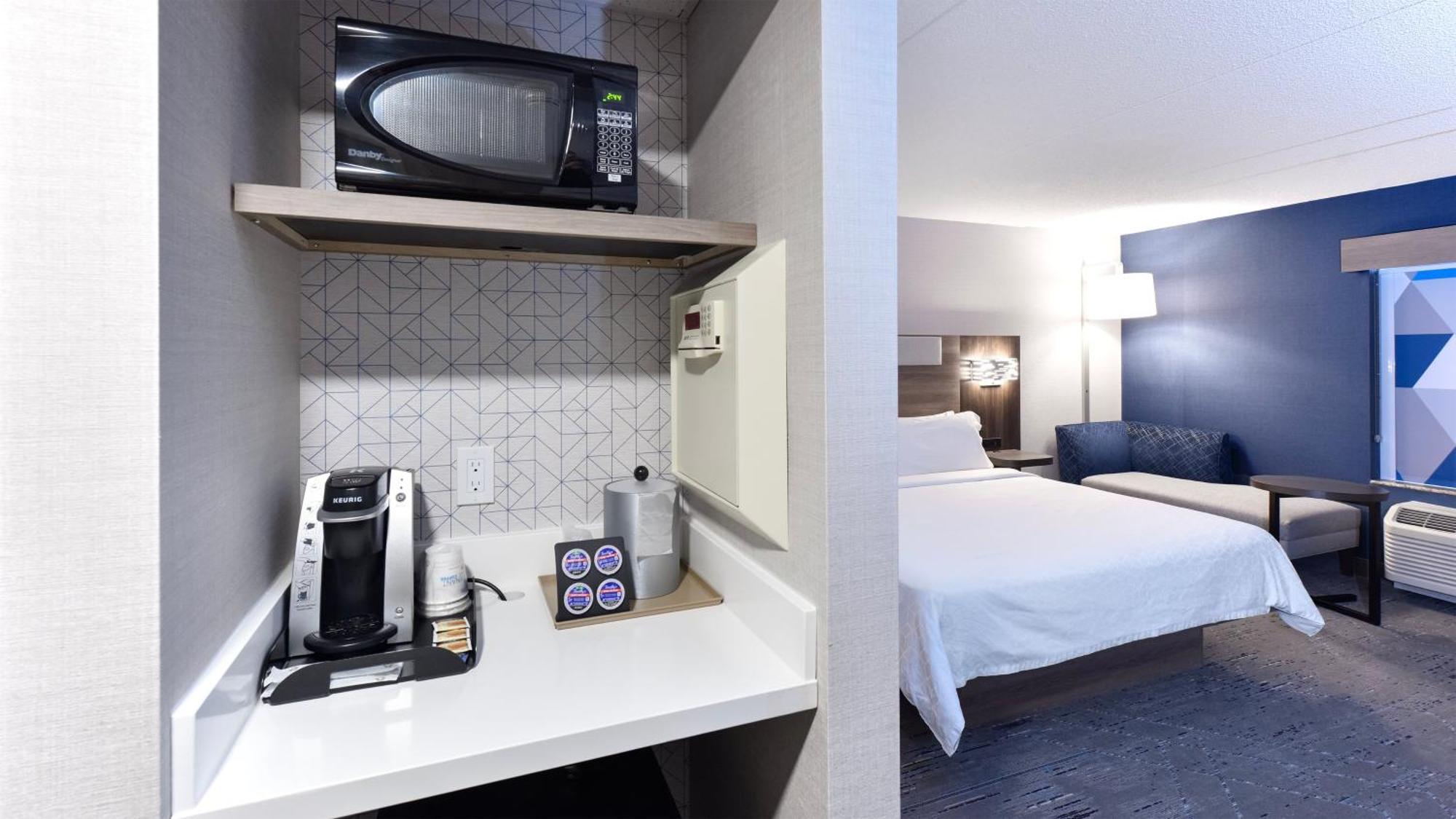 Holiday Inn Express Hotel & Suites Waterloo - St. Jacobs Area By Ihg Exterior foto